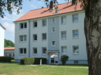 Hausansicht - Gemütliche 3-Zimmer-Wohnung am Kastanienplatz